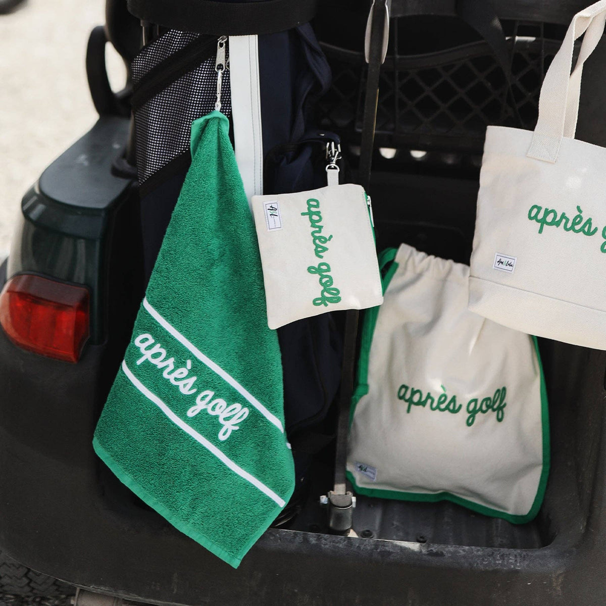 Swift Terry Towel: Apres Golf Green
